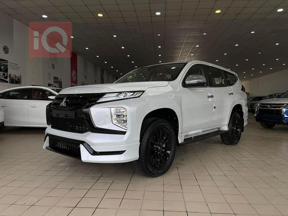 میتسوبیشی پاجیرۆ سپۆرت